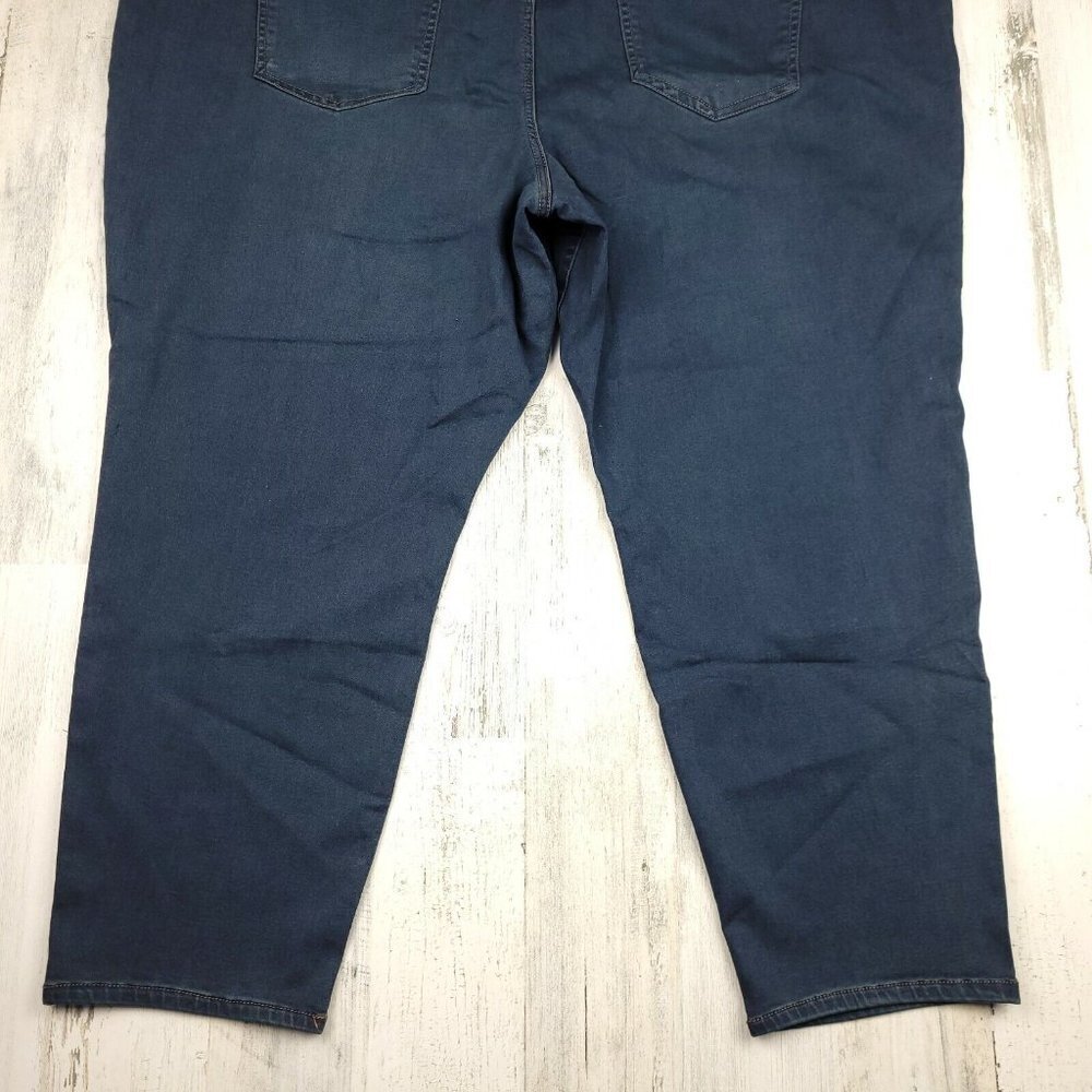 Avenue Denim Women's Skinny Pull On Luxe Sateen Size 26/28 (48x25) NWT - Picture 5 of 10